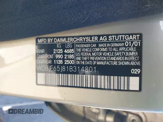 2001 Mercedes-Benz E-Class with VIN WDBJF65J81B314801, listed as a IAAI auction lot 41949755 with 254,836 mi miles. Bid and sale history available at carsss.com. Image 9.