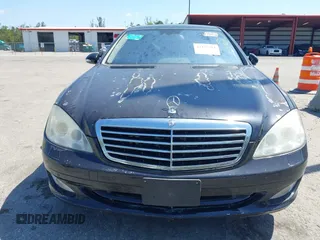 2009 Mercedes-Benz S-Class 5.5L V8 with VIN WDDNG86X19A249859, listed as a IAAI auction lot 42128781 with 136,156 mi miles. Bid and sale history available at carsss.com. Image 12.