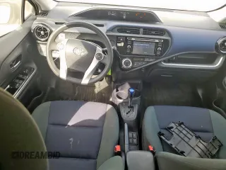 2016 Toyota Prius One z VIN JTDKDTB36G1125840, wystawiony jako Copart lot #53493895 z przebiegiem 92 647 mil mil oraz Czysty tytuł • Clean title. Historia ofert i sprzedaży dostępna na DreamBid. Obrazek 8.