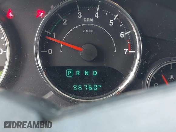 2016 Jeep Wrangler Unlimited Sport z VIN 1C4HJWDG7GL166003, wystawiony jako IAAI lot #42549551 z przebiegiem 96 760 mil mil oraz . Historia ofert i sprzedaży dostępna na DreamBid. Obrazek 7.