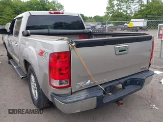 2009 GMC Sierra 1500 SLE with VIN 3GTEK23M29G257907, listed as a IAAI auction lot 42326992 with 269,340 mi miles and . Bid and sale history available at DreamBid. Image 3.