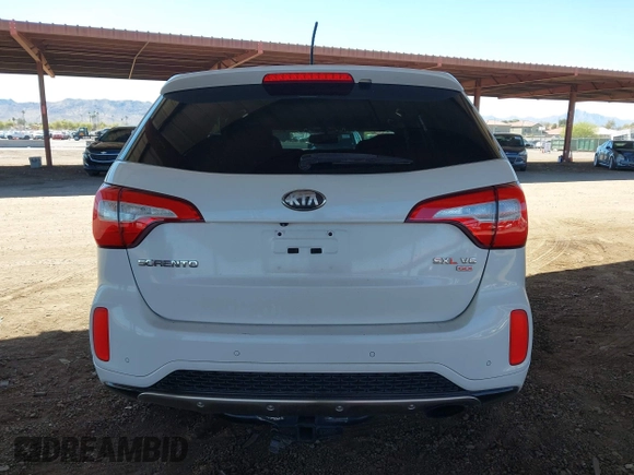 2014 Kia Sorento SX with VIN 5XYKW4A76EG438386, listed as a IAAI auction lot 41841587 with 183,076 mi miles. Bid and sale history available at carsss.com. Image 16.