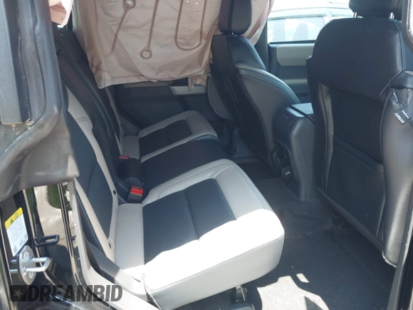 2023 Ford Bronco с VIN 1FMEE5DP6PLB86854, выставлен на аукционе IAAI как лот 42498438 с пробегом 9 225 миль миль и . История ставок и продаж доступна на DreamBid. Изображение 8.