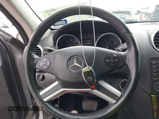 2010 Mercedes-Benz M 350 с VIN 4JGBB5GB8AA588907, выставлен на аукционе IAAI как лот 41505027 с пробегом 178 185 миль миль и . История ставок и продаж доступна на DreamBid. Изображение 11.