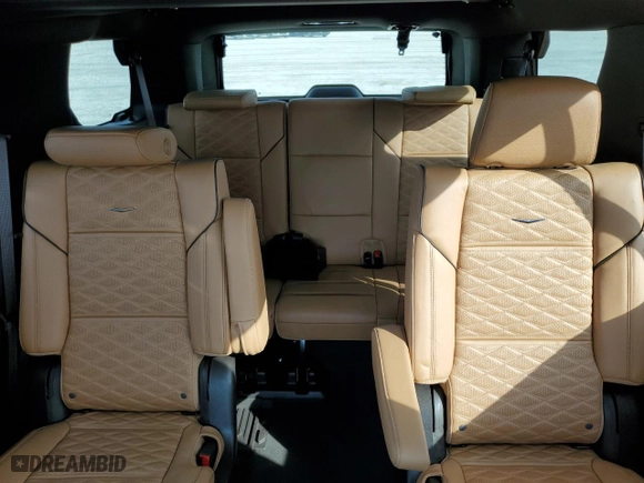 2024 Cadillac Escalade Premium Luxury with VIN 1GYS4BKL5RR109928, listed as a Copart auction lot 76373354 with 4,962 mi miles and Non Repairable. Bid and sale history available at carsss.com. Image 10.