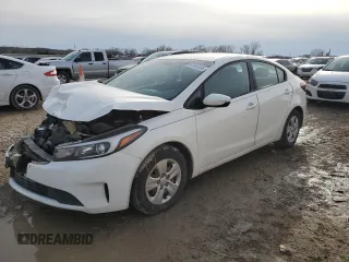 2017 Kia Forte LX with VIN 3KPFK4A7XHE045683, listed as a Copart auction lot 47465495 with 73,562 mi miles and Salvage Title. Bid and sale history available at carsss.com. Image 1.