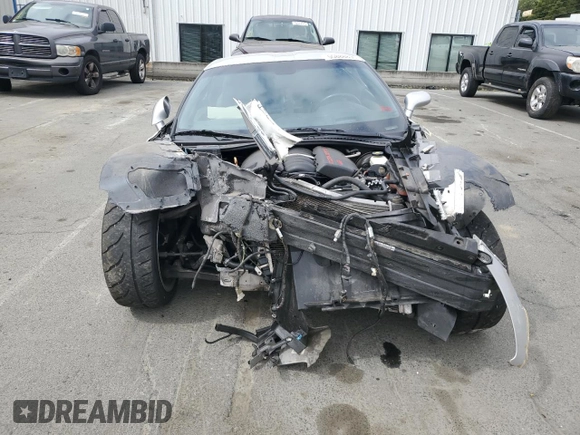 2008 Chevrolet Corvette z VIN 1G1YY26W685116510, wystawiony jako Copart lot #55888895 z przebiegiem Nie podano mil oraz Szkoda całkowita • Salvage title. Historia ofert i sprzedaży dostępna na DreamBid. Obrazek 5.