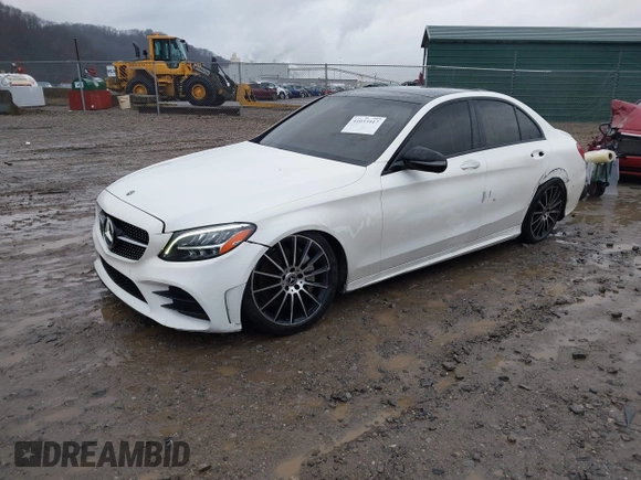 2019 Mercedes-Benz C 300 с VIN 55SWF8EB4KU320670, выставлен на аукционе IAAI как лот 41053917 с пробегом 77 942 миль миль и . История ставок и продаж доступна на DreamBid. Изображение 17.