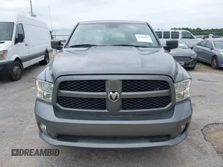 2013 Ram 1500 Express z VIN 1C6RR6KT8DS532508, wystawiony jako IAAI lot #42366979 z przebiegiem 196 024 mil mil oraz . Historia ofert i sprzedaży dostępna na DreamBid. Obrazek 13.