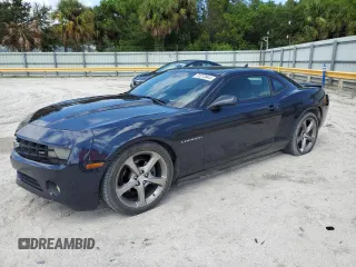 2013 Chevrolet Camaro LT with VIN 2G1FC1E38D9236183, listed as a Copart auction lot 70212644 with 122,292 mi miles and Salvage Title. Bid and sale history available at carsss.com. Image 1.