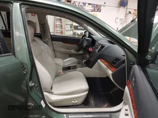 2010 Subaru Outback Limited Power Moon с VIN 4S4BRBKC6A3372097, выставлен на аукционе IAAI как лот 41318191 с пробегом 135 935 миль миль и . История ставок и продаж доступна на DreamBid. Изображение 5.