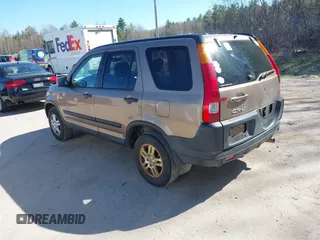 2003 Honda CR-V EX with VIN SHSRD78823U131587, listed as a IAAI auction lot 42158251 with 226,155 mi miles and . Bid and sale history available at carsss.com. Image 3.