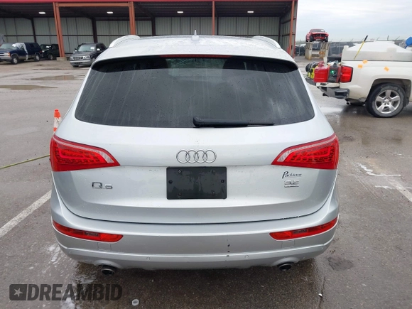 2010 Audi Q5 Premium Plus с VIN WA1LKAFP5AA104653, выставлен на аукционе IAAI как лот 41930488 с пробегом 81 934 миль миль и . История ставок и продаж доступна на DreamBid. Изображение 17.