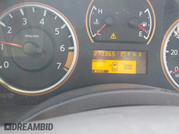 2009 Nissan Titan SE with VIN 1N6BA07D89N306682, listed as a IAAI auction lot 41348877 with 273,365 mi miles. Bid and sale history available at carsss.com. Image 15.