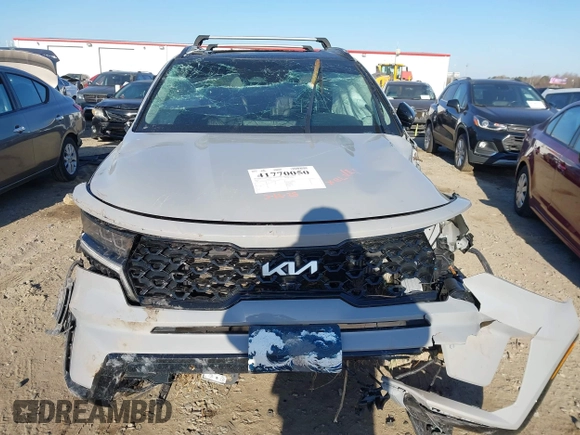 2022 Kia Sorento SX with VIN 5XYRK4LF1NG106743, listed as a IAAI auction lot 41770050 with 51,374 mi miles and . Bid and sale history available at DreamBid. Image 12.