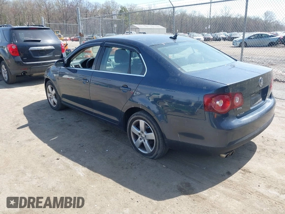 2009 Volkswagen Jetta SE с VIN 3VWRZ71K69M024624, выставлен на аукционе IAAI как лот 41919261 с пробегом 141 601 миль миль и . История ставок и продаж доступна на DreamBid. Изображение 3.