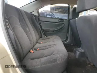 2006 Dodge Stratus SXT z VIN 1B3EL46X56N162261, wystawiony jako Copart lot #51186055 z przebiegiem 214 015 mil mil oraz Szkoda całkowita • Salvage title. Historia ofert i sprzedaży dostępna na DreamBid. Obrazek 10.