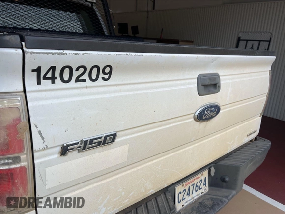 2014 Ford F-150 XL with VIN 1FTFX1EF4EKE59231, listed as a IAAI auction lot 42631384 with 279,670 mi miles and . Bid and sale history available at DreamBid. Image 27.