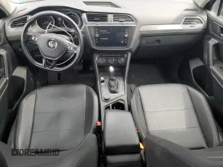 2018 Volkswagen Tiguan SEL z VIN 3VV2B7AX4JM076635, wystawiony jako Copart lot #54713815 z przebiegiem 162 692 mil mil oraz Szkoda całkowita • Salvage title. Historia ofert i sprzedaży dostępna na DreamBid. Obrazek 8.