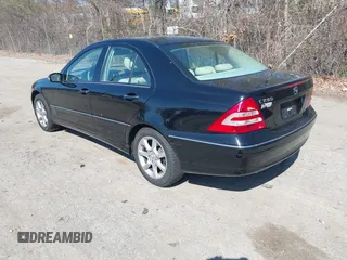 2007 Mercedes-Benz C 280 Luxury with VIN WDBRF54H07A924928, listed as a IAAI auction lot 42091410 with 114,844 mi miles and . Bid and sale history available at DreamBid. Image 3.