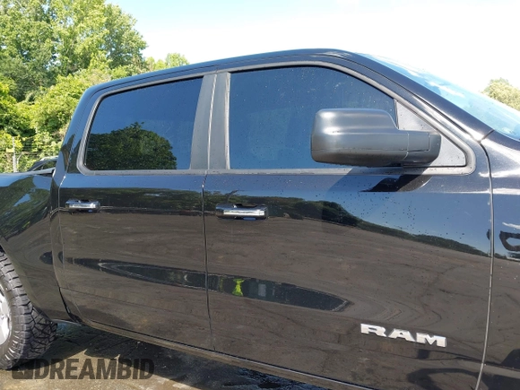 2020 Ram 1500 Big Horn with VIN 1C6RRFFG8LN120583, listed as a IAAI auction lot 42320101 with 55,263 mi miles and . Bid and sale history available at DreamBid. Image 13.