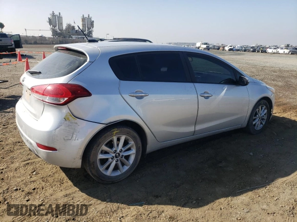 2017 Kia Forte LX with VIN KNAFK5A85H5676512, listed as a Copart auction lot 67534034 with 92,595 mi miles and Salvage Title. Bid and sale history available at carsss.com. Image 3.
