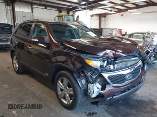 2013 Kia Sorento EX with VIN 5XYKUCA67DG365681, listed as a IAAI auction lot 41885665 with 10,318 mi miles. Bid and sale history available at carsss.com. Image 1.