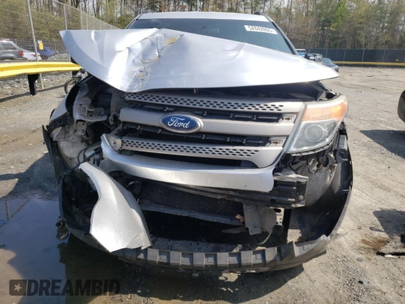 2014 Ford Explorer z VIN 1FM5K7B83EGA11726, wystawiony jako Copart lot #52842805 z przebiegiem 182 047 mil mil oraz Szkoda całkowita • Salvage title. Historia ofert i sprzedaży dostępna na DreamBid. Obrazek 5.