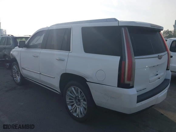 2016 Cadillac Escalade Platinum with VIN 1GYS4DKJ5GR260260, listed as a IAAI auction lot 41476668 with 108,058 mi miles. Bid and sale history available at carsss.com. Image 15.