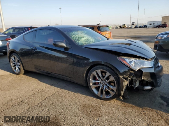 2013 Hyundai Genesis Coupe R-Spec with VIN KMHHT6KD4DU111402, listed as a Copart auction lot 48752935 with 104,119 mi miles and Salvage title. Bid and sale history available at DreamBid. Image 4.