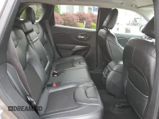 2019 Jeep Cherokee Latitude Plus with VIN 1C4PJMLN0KD384738, listed as a Copart auction lot 60099805 with 52,073 mi miles and Salvage title. Bid and sale history available at DreamBid. Image 11.