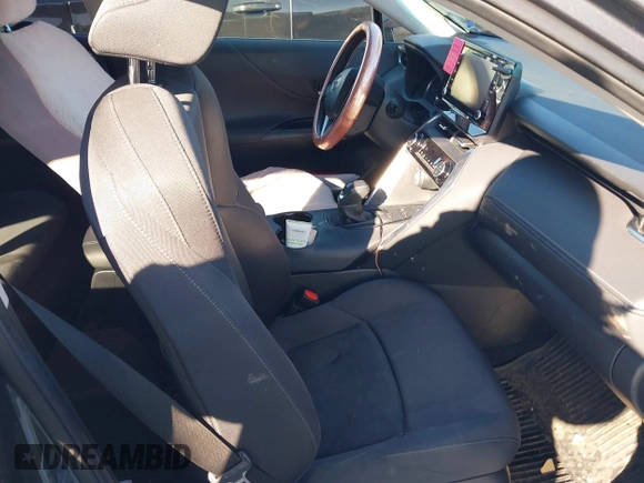 2021 Toyota Venza LE with VIN JTEAAAAH4MJ017634, listed as a IAAI auction lot 41610968 with 66,647 mi miles and . Bid and sale history available at carsss.com. Image 5.