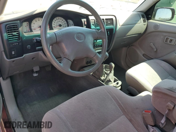 2001 Toyota Tacoma with VIN 5TEWM72NX1Z842202, listed as a Copart auction lot 53111405 with 304,857 mi miles and Salvage title. Bid and sale history available at DreamBid. Image 8.