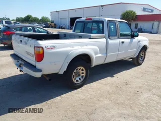 2003 Mazda B-Series Truck DS z VIN 4F4YR16UX3TM20352, wystawiony jako IAAI lot #42281355 z przebiegiem 215 968 mil mil oraz . Historia ofert i sprzedaży dostępna na DreamBid. Obrazek 4.