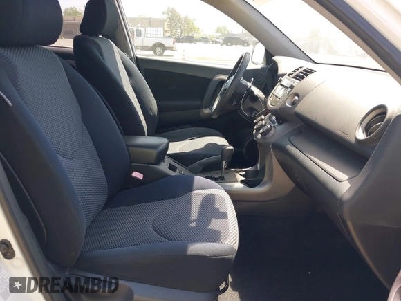 2006 Toyota RAV4 Sport with VIN JTMZD32V665010825, listed as a IAAI auction lot 42065569 with 153,002 mi miles. Bid and sale history available at carsss.com. Image 5.
