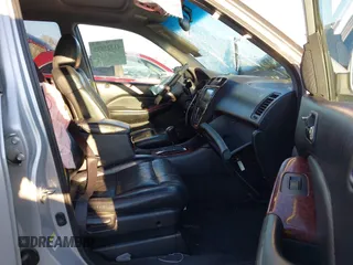 2004 Acura MDX with VIN 2HNYD18204H545520, listed as a IAAI auction lot 41327893 with 1 mi miles. Bid and sale history available at carsss.com. Image 5.