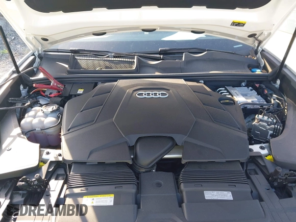 2023 Audi Q8 Prestige z VIN WA1CVBF18PD007608, wystawiony jako IAAI lot #42351075 z przebiegiem 28 278 mil mil oraz . Historia ofert i sprzedaży dostępna na DreamBid. Obrazek 10.