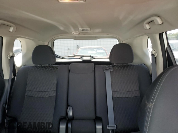 2018 Nissan Rogue SV z VIN 5N1AT2MVXJC725095, wystawiony jako Copart lot #55601775 z przebiegiem 108 581 mil mil oraz Szkoda całkowita • Salvage title. Historia ofert i sprzedaży dostępna na DreamBid. Obrazek 10.