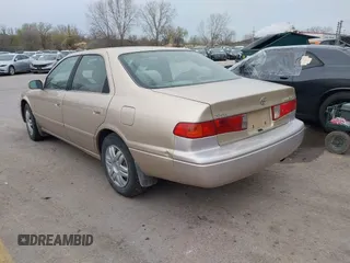 2001 Toyota Camry CE with VIN JT2BG22K410548804, listed as a IAAI auction lot 41820737 with 271,855 mi miles and . Bid and sale history available at DreamBid. Image 3.