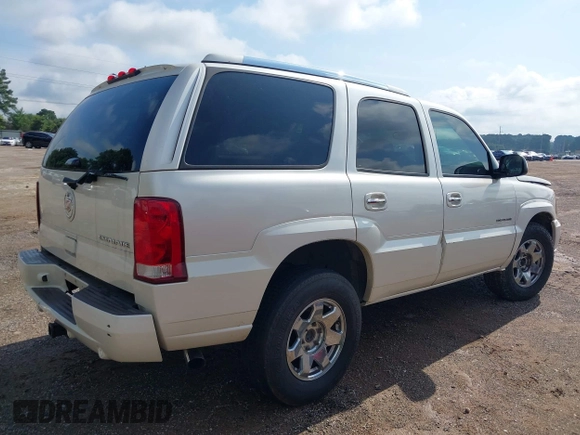 2006 Cadillac Escalade with VIN 1GYEK63N26R115482, listed as a IAAI auction lot 42406896 with 292,092 mi miles and . Bid and sale history available at DreamBid. Image 4.