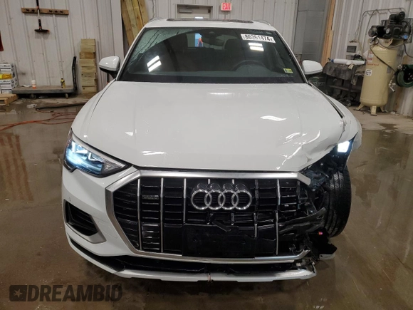 2019 Audi Q3 Premium with VIN WA1AECF38K1084682, listed as a Copart auction lot 86361474 with 48,416 mi miles and Salvage Title. Bid and sale history available at carsss.com. Image 5.