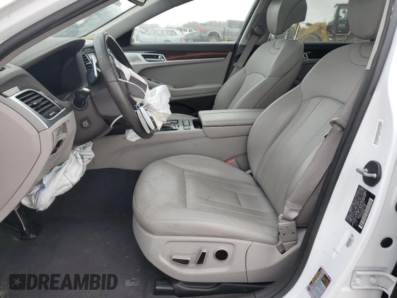 2019 Genesis G80 3.8L z VIN KMHGN4JE4KU290817, wystawiony jako Copart lot #44030005 z przebiegiem 61 008 mil mil oraz Szkoda całkowita • Salvage title. Historia ofert i sprzedaży dostępna na DreamBid. Obrazek 7.