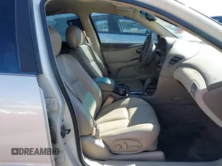 2001 Oldsmobile Aurora z VIN 1G3GR64H414288395, wystawiony jako IAAI lot #42260825 z przebiegiem 246 744 mil mil oraz . Historia ofert i sprzedaży dostępna na DreamBid. Obrazek 5.