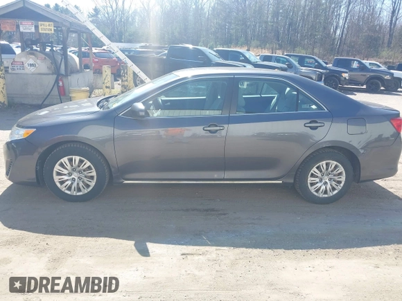2012 Toyota Camry L with VIN 4T4BF1FKXCR160679, listed as a IAAI auction lot 42105290 with 189,062 mi miles. Bid and sale history available at carsss.com. Image 14.