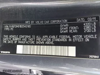 2011 Volvo S40 with VIN YV1672MS1B2545185, listed as a IAAI auction lot 41960918 with 191,791 mi miles. Bid and sale history available at carsss.com. Image 9.