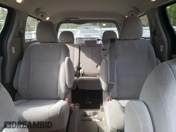 2016 Toyota Sienna LE AAS с VIN 5TDKK3DCXGS748822, выставлен на аукционе Copart как лот 56615505 с пробегом 128 191 миль миль и Списание • Salvage title. История ставок и продаж доступна на DreamBid. Изображение 10.