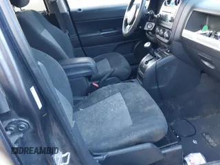 2015 Jeep Compass Sport with VIN 1C4NJDBB0FD153844, listed as a IAAI auction lot 41130360 with Not Provided miles and . Bid and sale history available at carsss.com. Image 5.