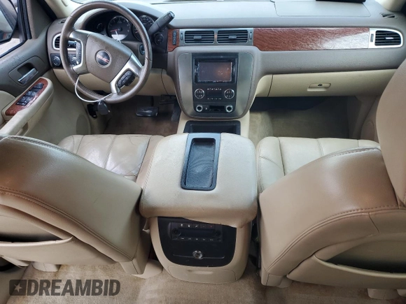 2007 GMC Yukon XL SLT z VIN 1GKFK16357J241184, wystawiony jako Copart lot #84410404 z przebiegiem Nie podano mil oraz Czysty tytuł • Clean title. Historia ofert i sprzedaży dostępna na DreamBid. Obrazek 8.