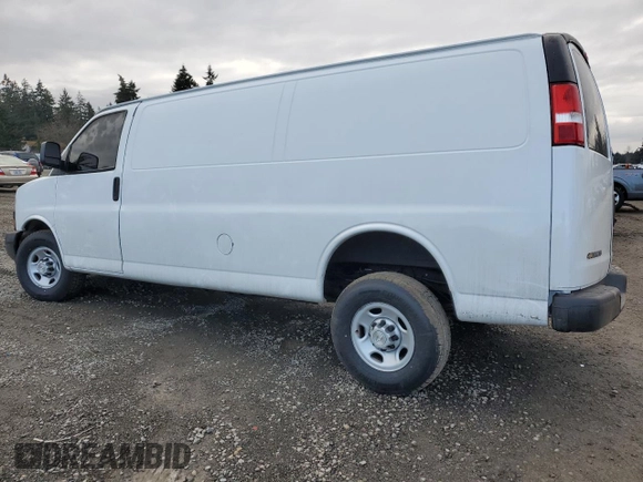 2020 Chevrolet Express Cargo Van with VIN 1GCWGBFP1L1130633, listed as a Copart auction lot 44383415 with 69,771 mi miles and Salvage Title. Bid and sale history available at carsss.com. Image 2.