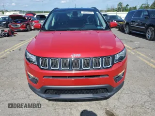 2019 Jeep Compass Altitude z VIN 3C4NJDBB0KT846787, wystawiony jako Copart lot #64287575 z przebiegiem 29 908 mil mil oraz Szkoda całkowita • Salvage title. Historia ofert i sprzedaży dostępna na DreamBid. Obrazek 5.